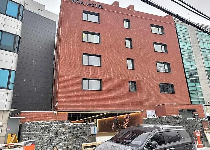 Tara Hotel 2*