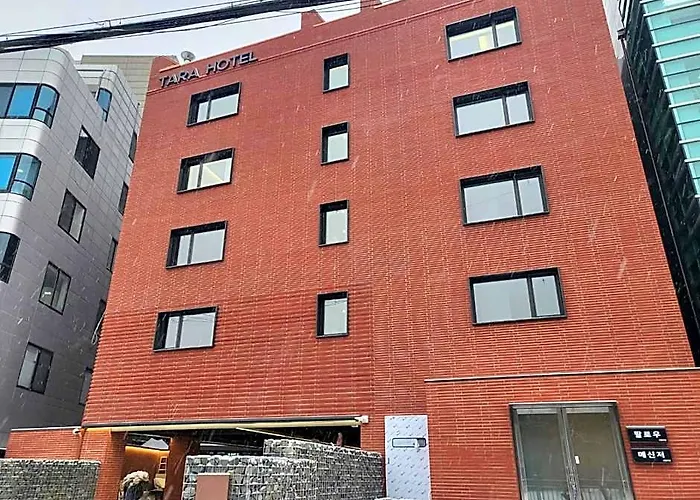 Hotel Tara
