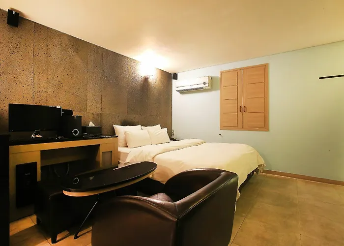 Tara Hotel