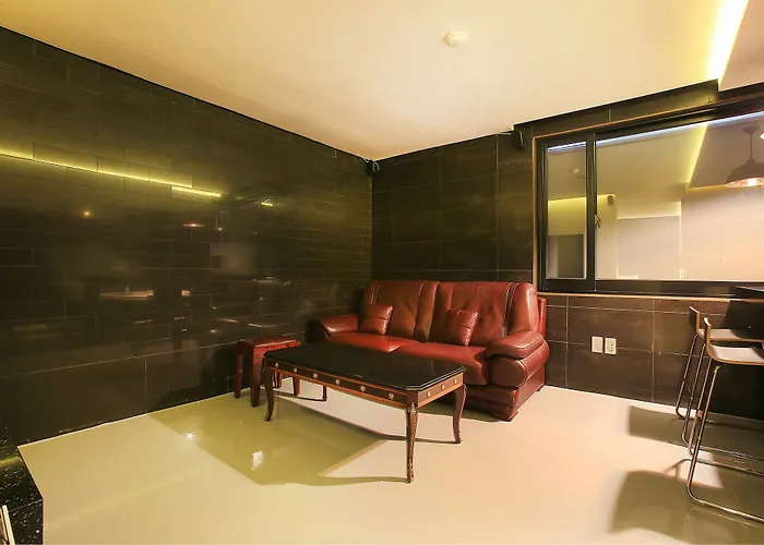 Tara Hotel 2*