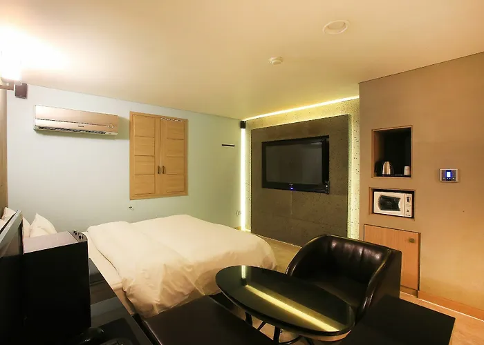 Tara Hotel